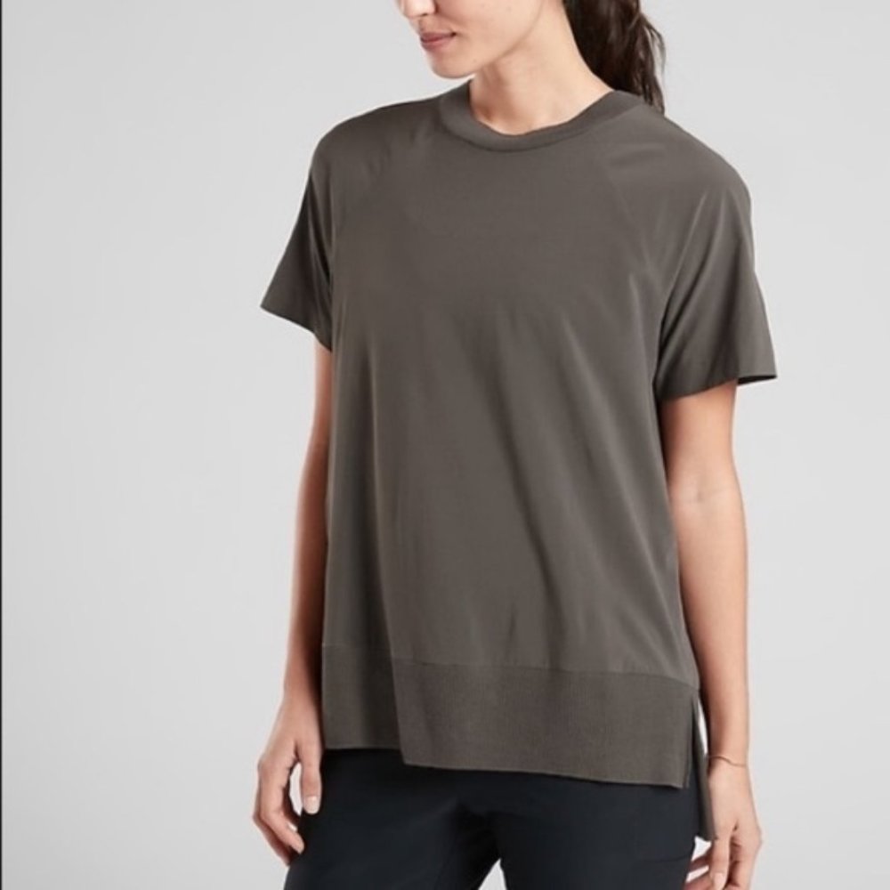 Athleta Zephyr Tee Size Medium Tall